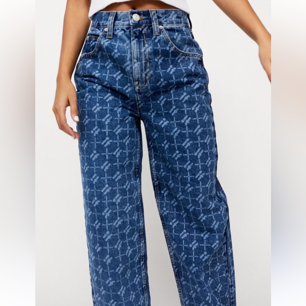 BDG Modern Boyfriend Jeans